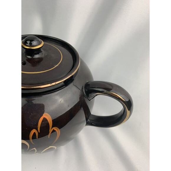 Vintage Brown Heath Ceramics Teapot Made in England Gold Trim Painted Design - Picture 6 of 12